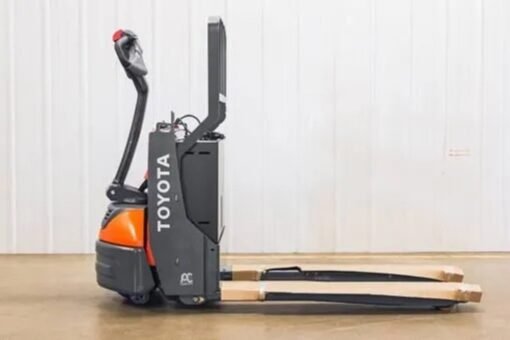 2022 Toyota 8hbw23 Pallet Jack (E-017701) - Image 3